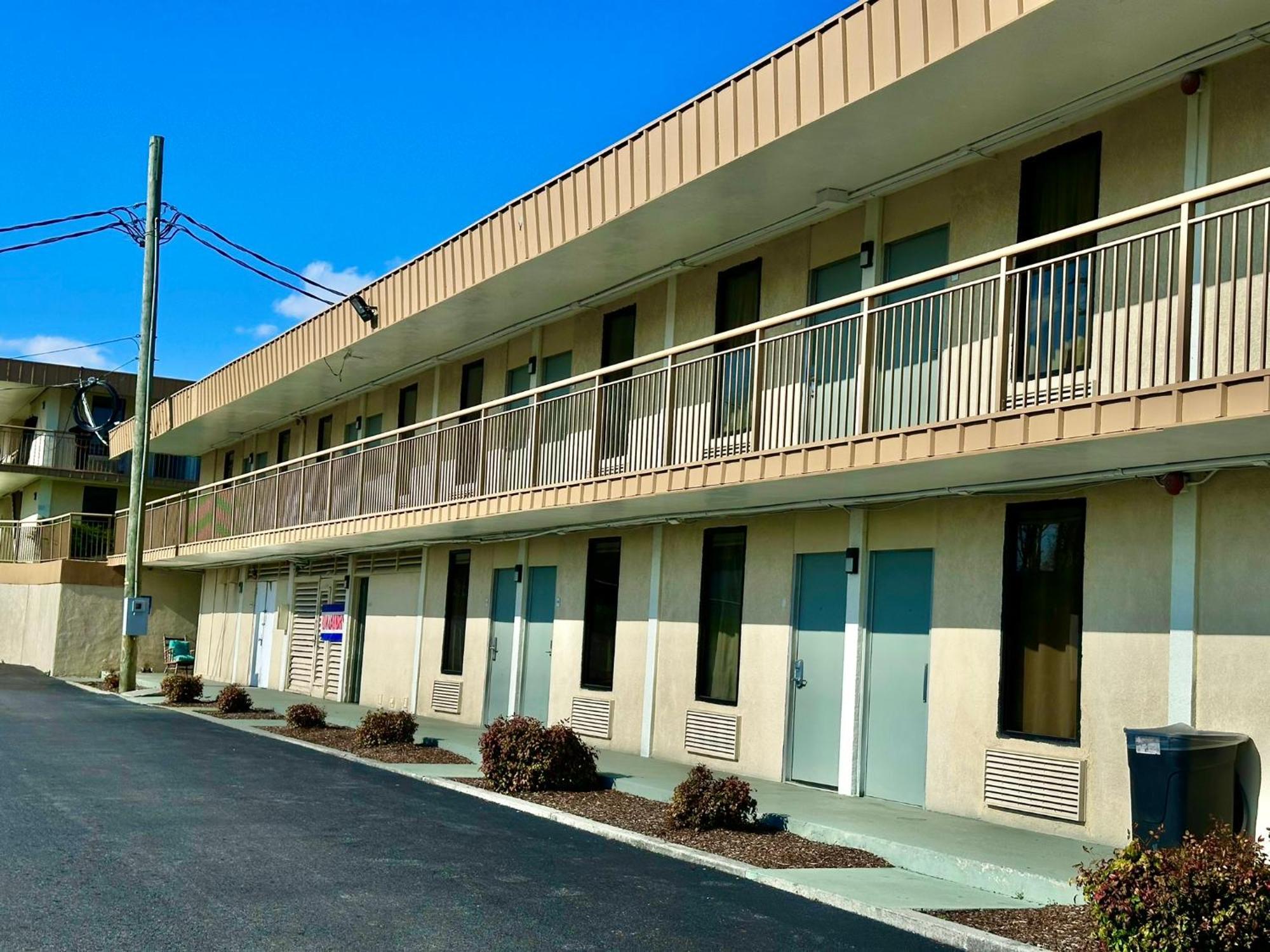 Travel Inn Bristol Near State Street Buitenkant foto